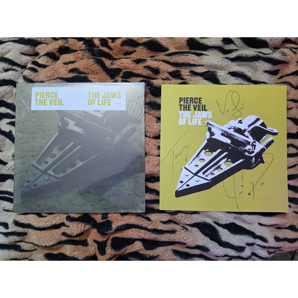 Pierce the Veil Limited Gold Vinyl Jaws of Life Signed Autographed Insert